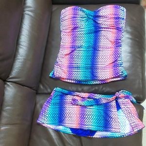 Tommy Bahama Medium ombre scallop twist front swim top & swim skirt bottom